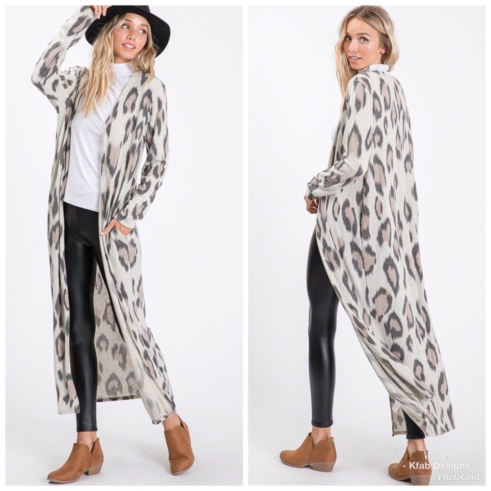 🛍LAST 1! Long Cheetah Print Cardigan! - Picture 7 of 8